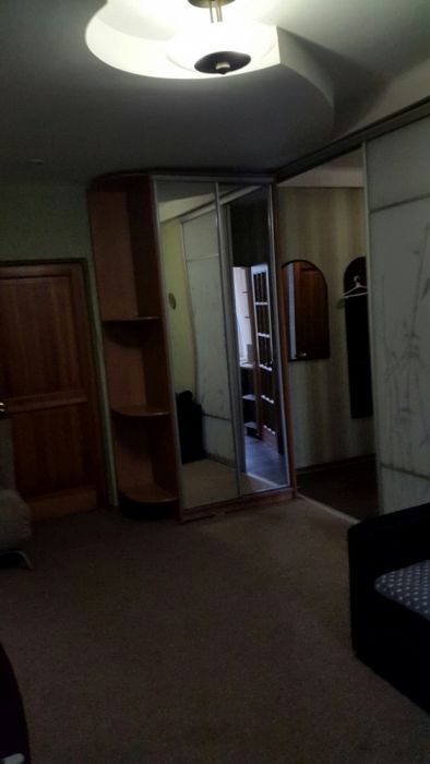 3 часа 500 грн.сутки 900грн.метро дружбы народов