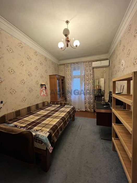 Продаж 2-кім квартири, вул. Незалежної України,