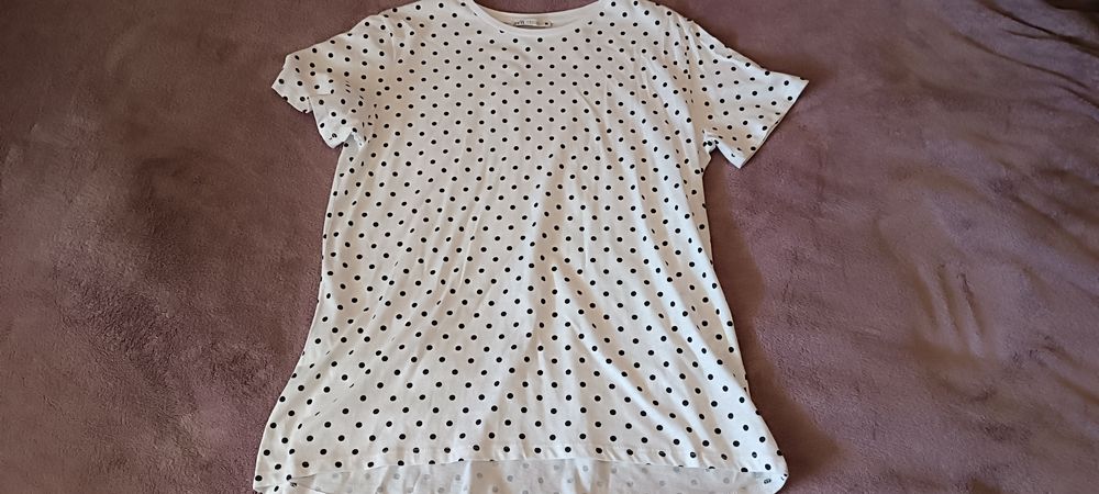 Conjunto calças e t-shirt