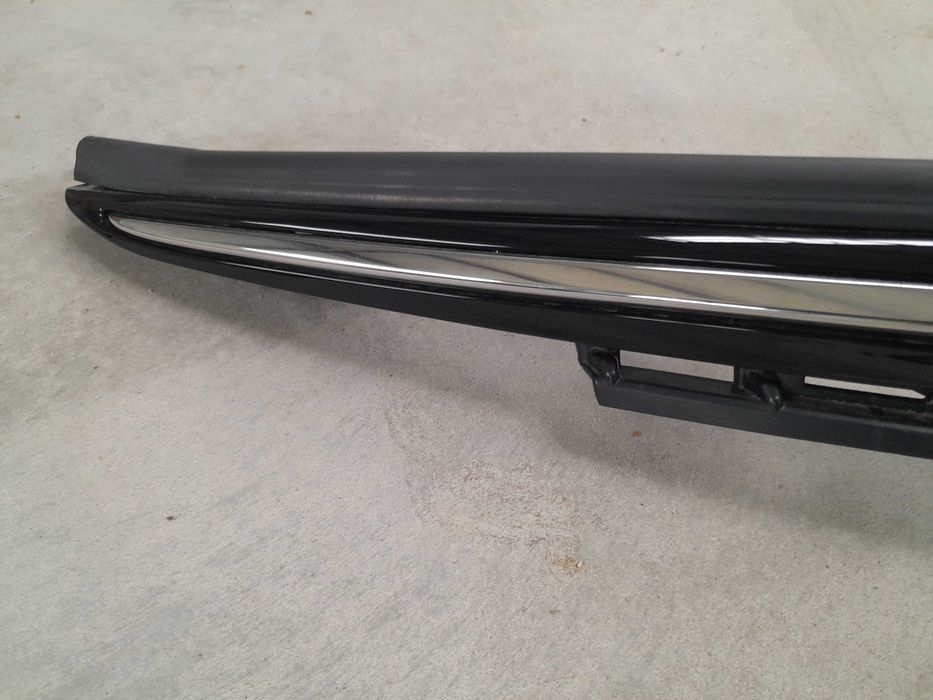 Toyota Corolla E21 2024 Atrapa Grill Pod Radar