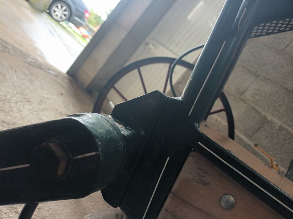 Charrete confortável com suspensão ajustavel