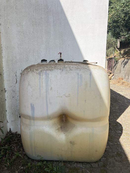 Vendo deposito combustivel para aquecimento