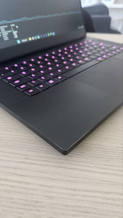 Portatil Razer Blade 15pol  i7 8ª geracao  16gb ssd wdblack 500gb