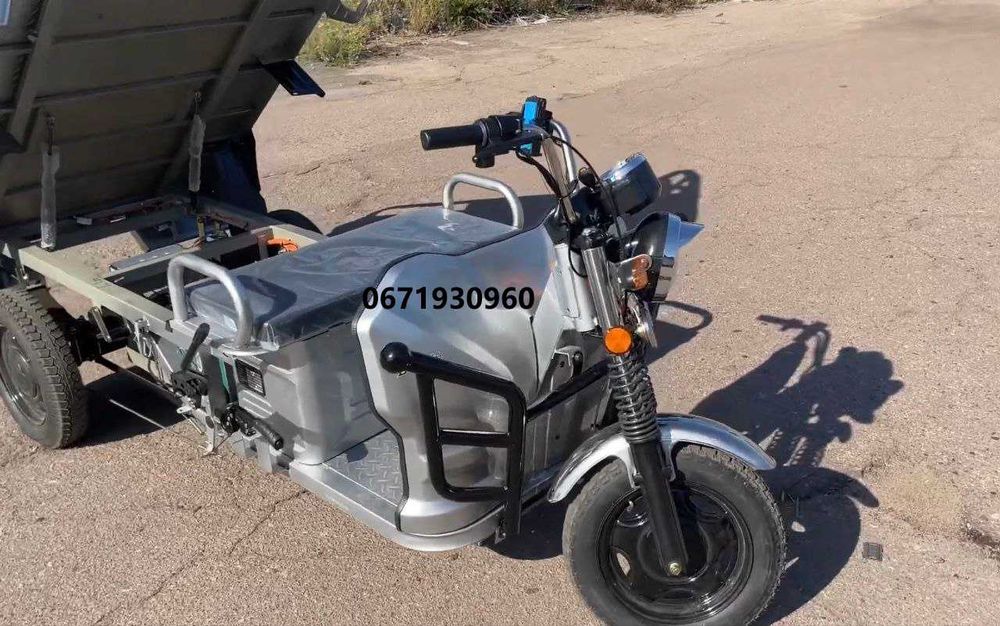 Електро скутер трицикл Дозер Dozer Model3 запас ходу 65км 1800W Кредит