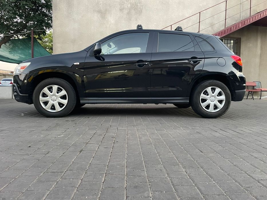 Mitsubishi ASX  2011 року