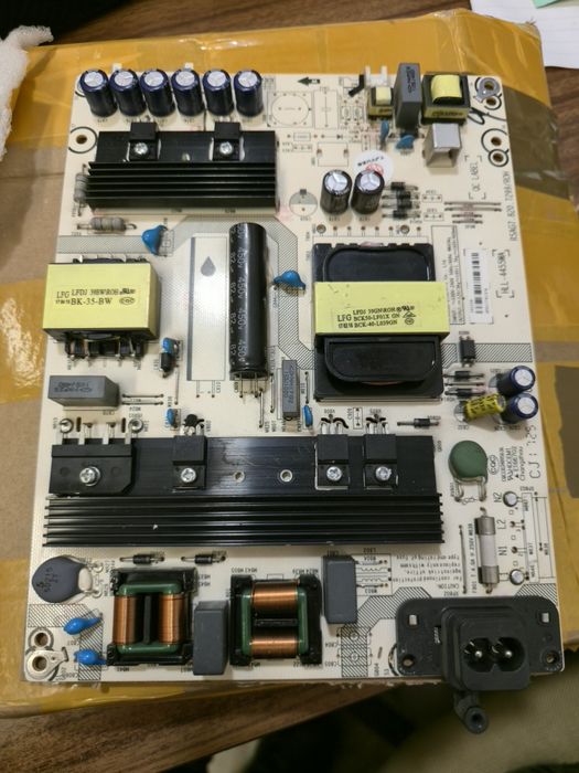 Placa de TV Hisense: RSAG7.820.7299/ROH