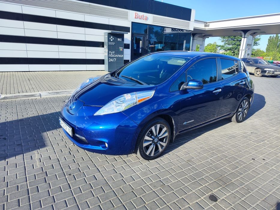 Ниссан Лиф Nissan leaf