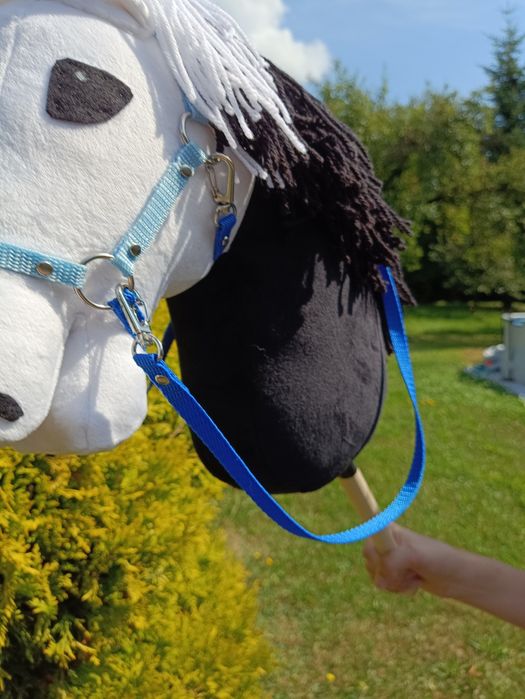 Czarny konik hobby horse