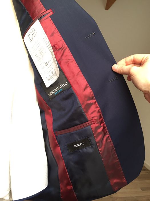 Чоловічий костюм,