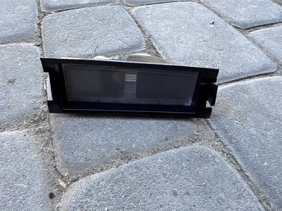 Lampa oświetlenia tylnej tablicy rejestracyjnej KIA CEED