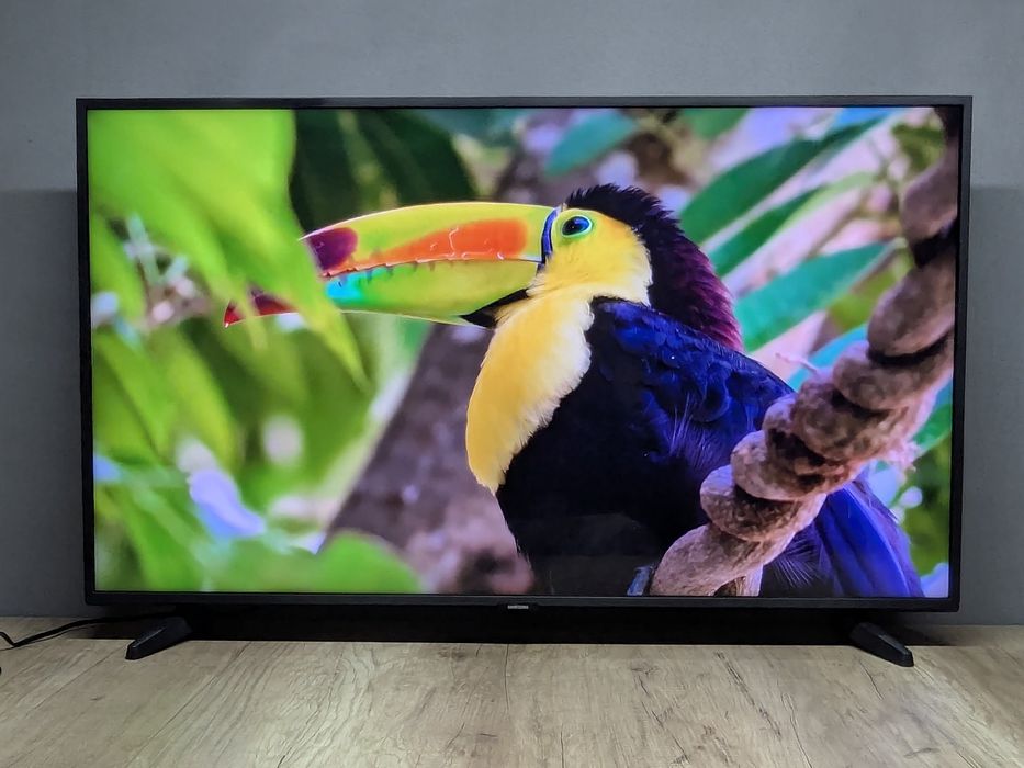 Samsung GQ43Q60R 4K QLED Smart TV ОС Tizen / 2020