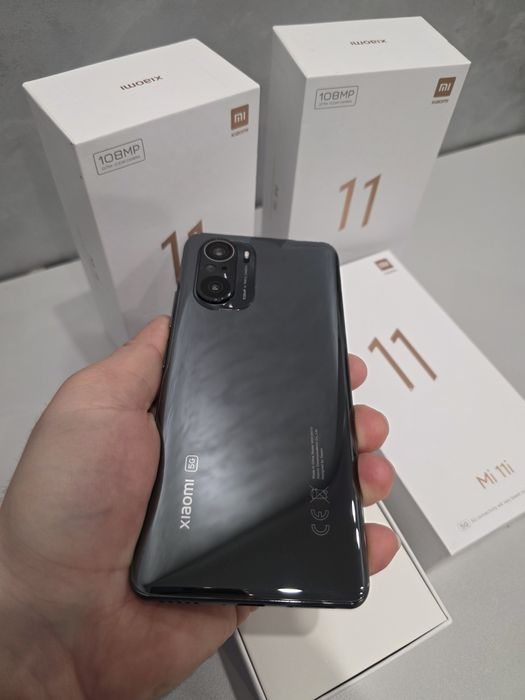 Xiaomi Mi 11i 8/128 GB Cosmic Black нові розпаковані є кількість