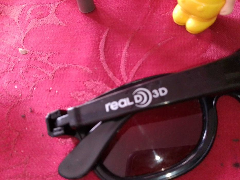 Quer Sair da sua Dimensão? Oculos Real D 3D-8E -Bonequinho 2E Desde 2E