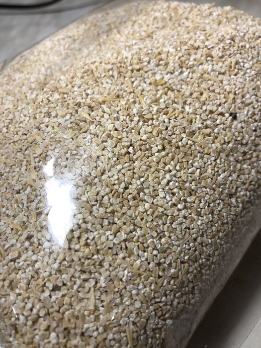 Крупа пшенична ячнева кукурудзяна оптова ціна