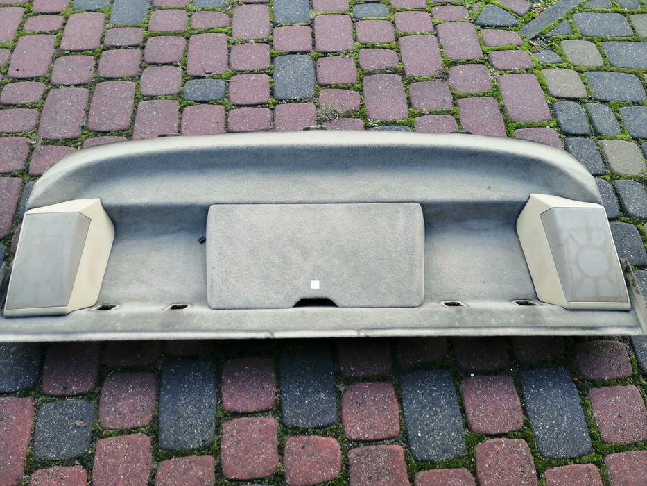Tylna półka Mercedes W124 Coupe