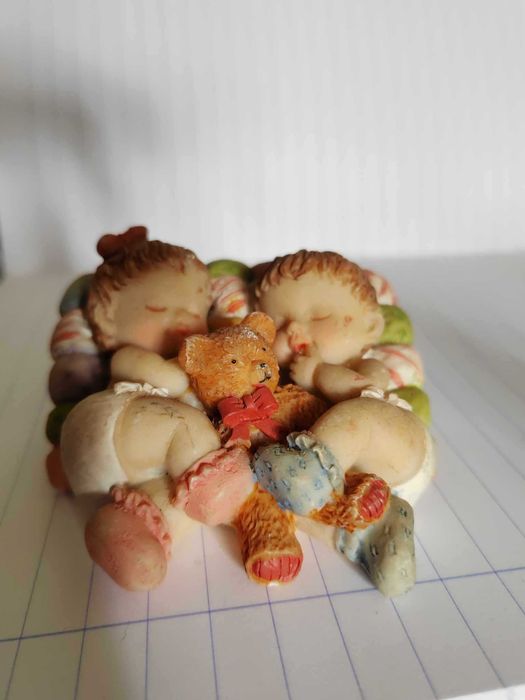 Śpiące bobaski Figurka Resin Miś Chłopiec Dziewczynka