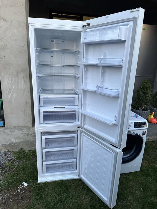 Холодильник різної висоти