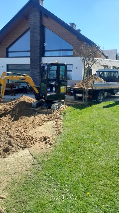 Usługi Brukarskie  Prace ziemne minikoparka Koparka