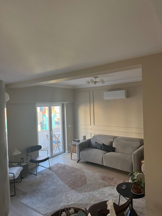 Electric recliner sofa - hardly used