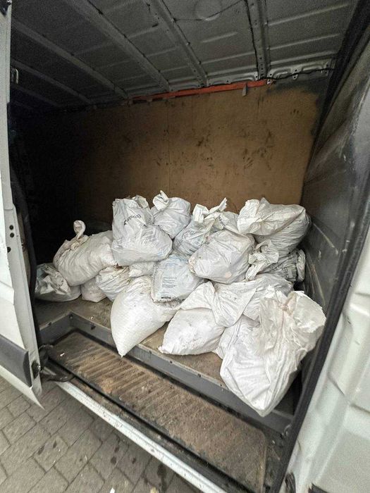 Вантажні перевезення Пустомити/вивіз та утилізація сміття(старі меблі,техніка,бій і тд.)/вантажники/переїзд/вантажне таксі