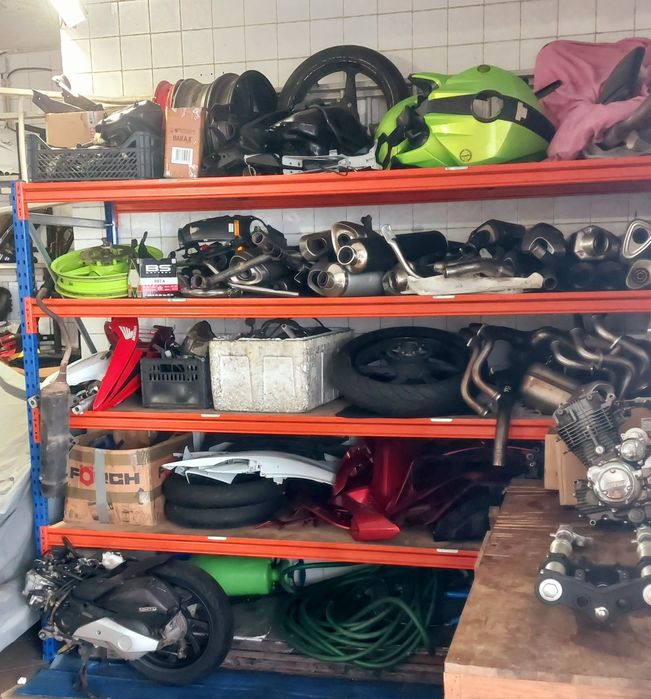 Peças usadas para moto // para vários modelos.