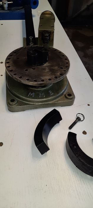 Maquina de dobrar ferro em S como caracóis  MMB 120
