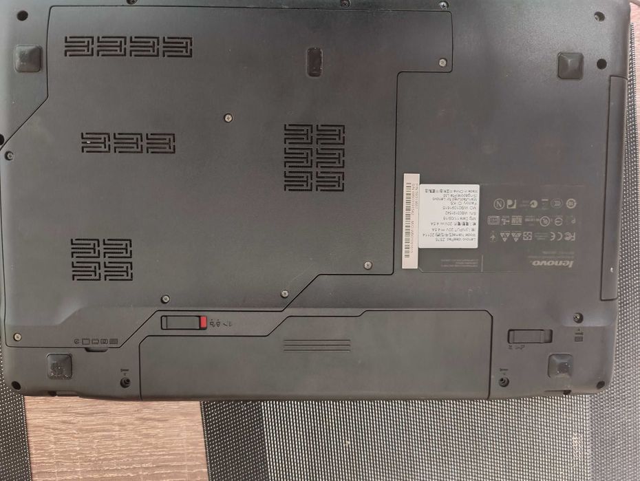 Lenovo z575 робочий