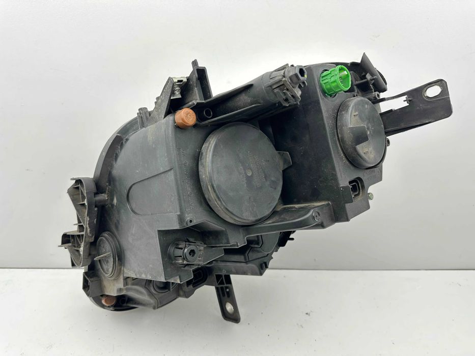 Ótica / Farol Esquerdo - Alfa Romeo Giulietta (940)