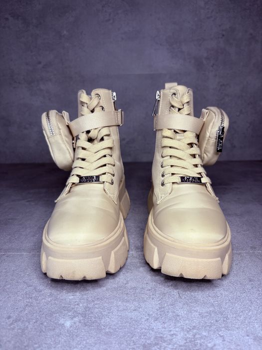 Steve Madden Tanker-P botki workery z kieszonkami beżowe