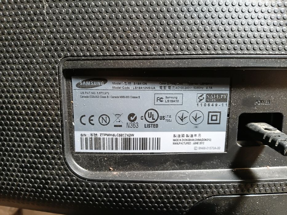 Монітор 19 Samsung s19a10n та подібні