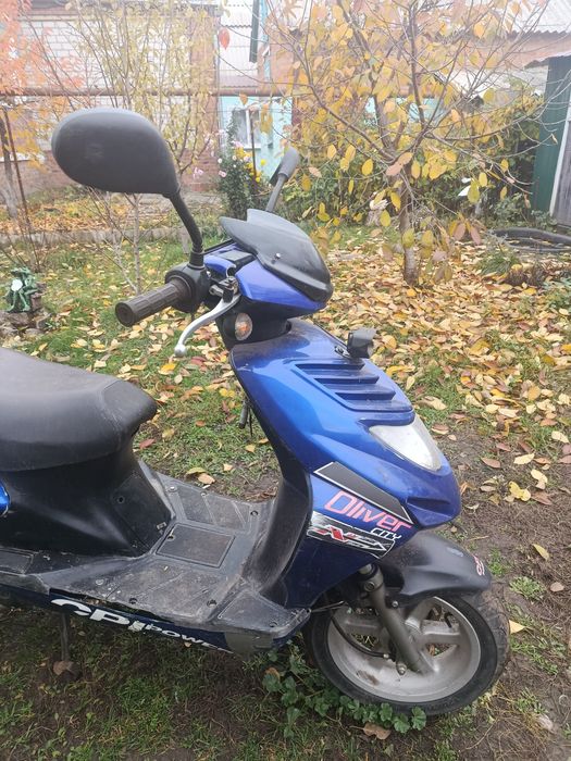 Продам скутер з документами