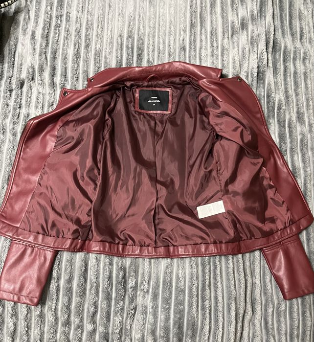 Кожаная куртка кроп