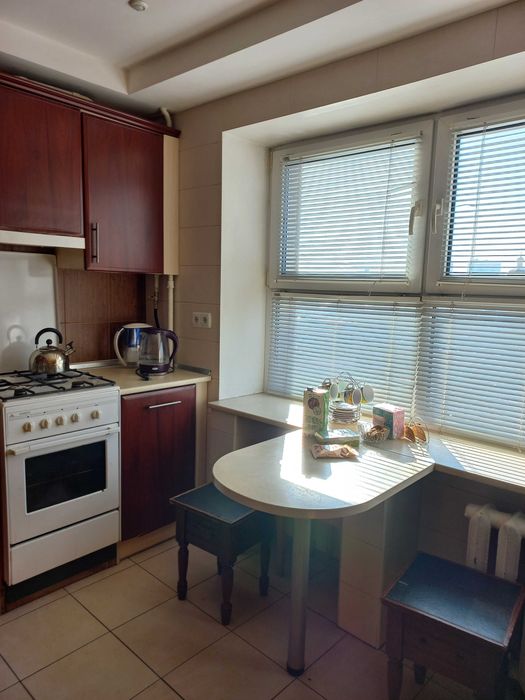 Аренда 3 раз, Братиславская 34,рынок Юность, Деснянский район