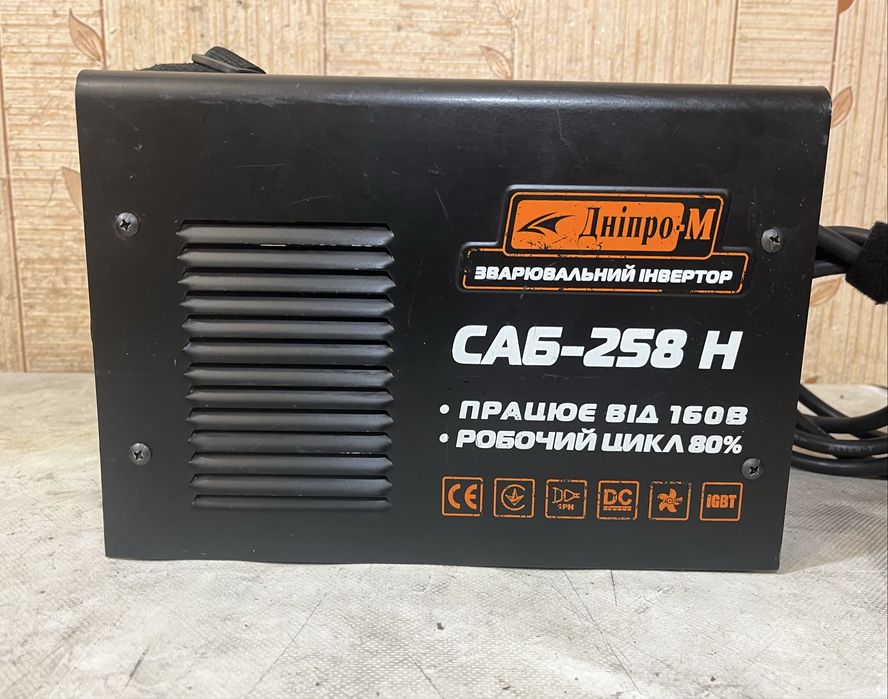 Зварювальний апарат Дніпро-М САБ-258 Н | 5,5 кВт | кейс