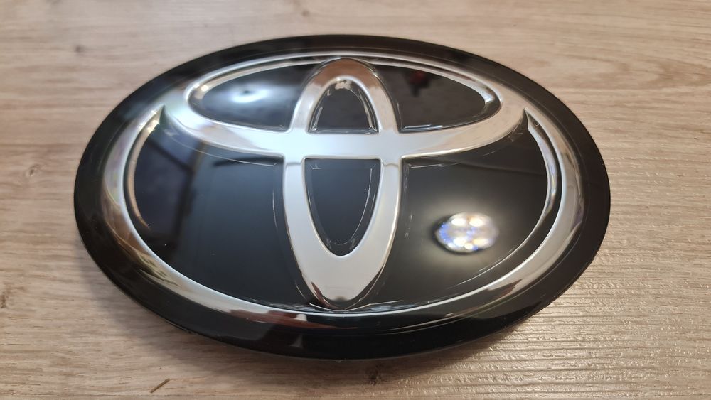 Эмблемы тойота Toyota. Lexus , Nissan, volkswagenHighlander, Rav4 и др
