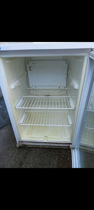 Барный ветриный холодильники Clatronic