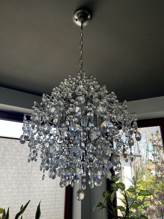 Lampa sufitowa.