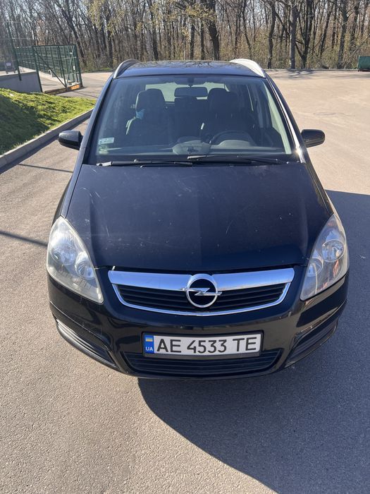 Продам Opel Zafira B