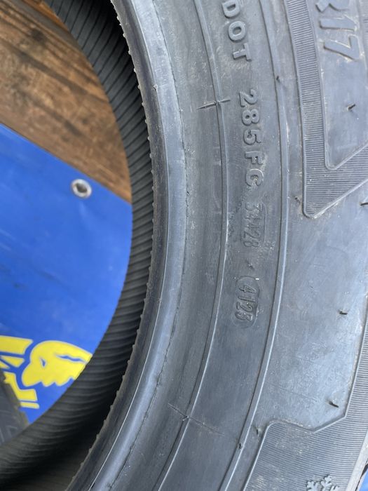 Зимові шини Petlas Explero Winter W671 225/60 R17 103V XL