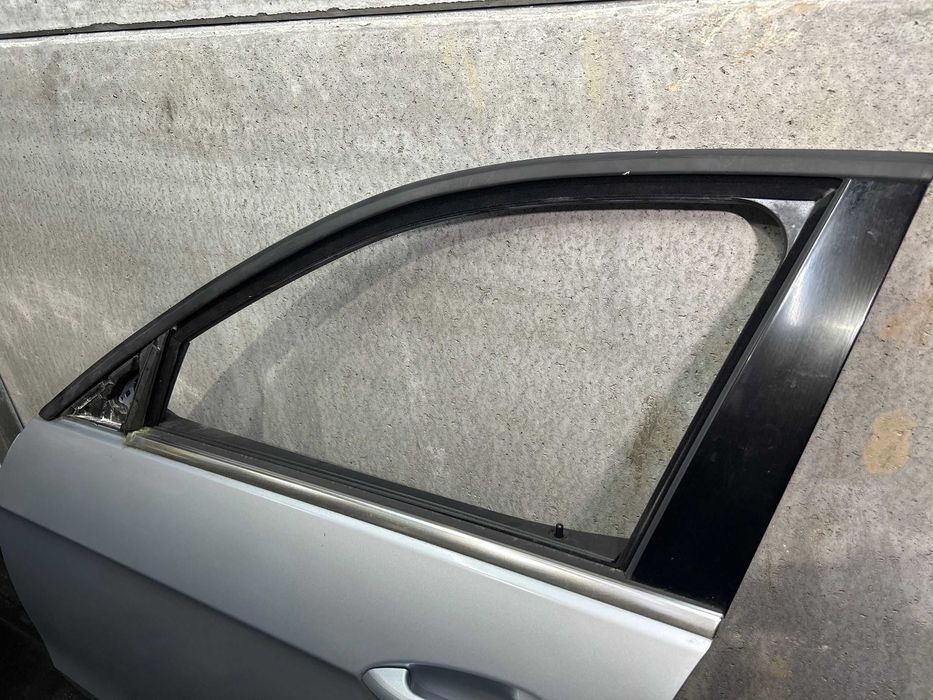 Porta frontal esquerda Mercedes W212 E220 (Ano: 2014)