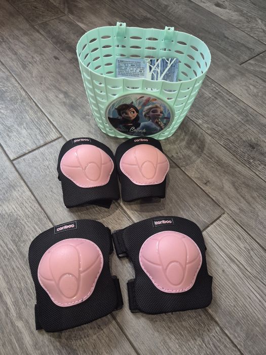 Rowerek biegowy Cariboo różowy + akcesoria