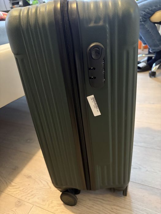 Walizka nowa podróżna kabinowa