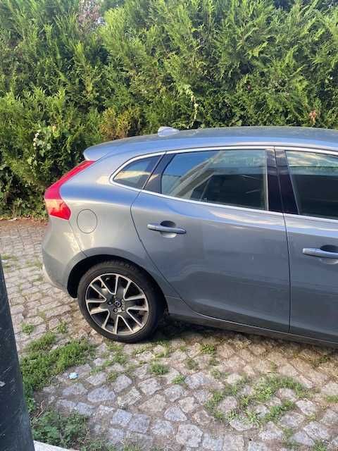 VOLVO V40 D4 1969cc 190 HP DIESEL ANO 2015 VENDO TODAS AS PEÇAS