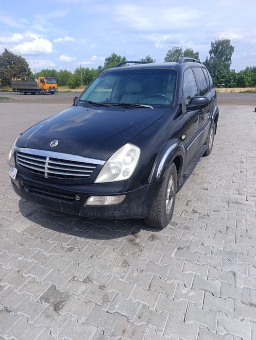 Продам Ssangyong Rexton 2.7 дизель