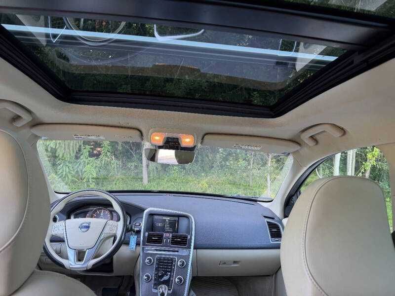 2016 Volvo XC60 T5 Premier