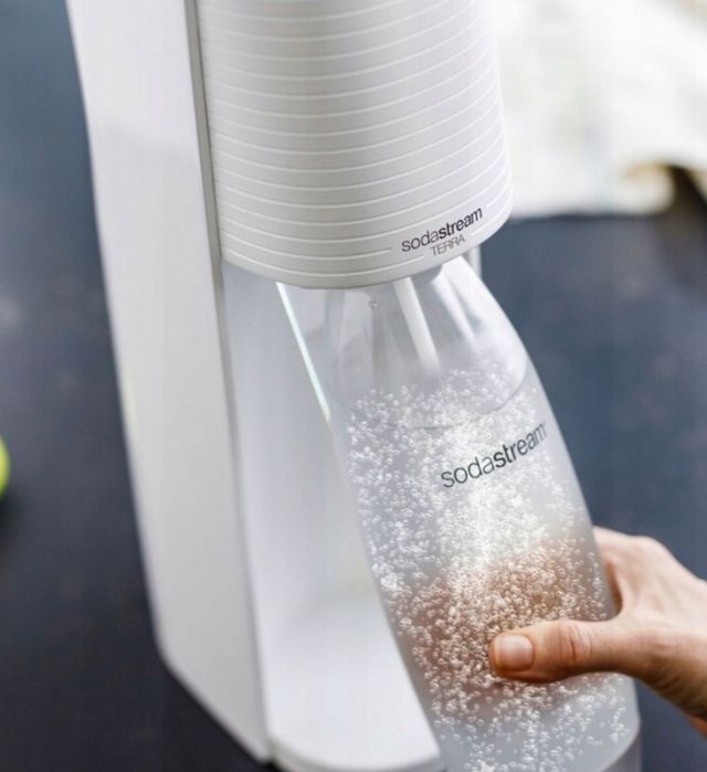 SODASTREAM SATURATOR do gazowania wody + 3 butelki BIAŁY