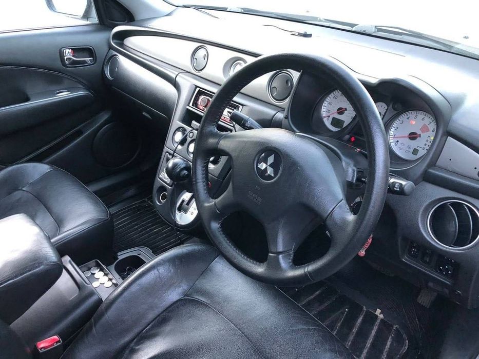 Mitsubishi Outlander 2005 року випуску