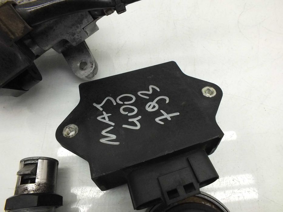 Yamaha Majesty 400 stacyjka kluczyk zestaw startowy immo