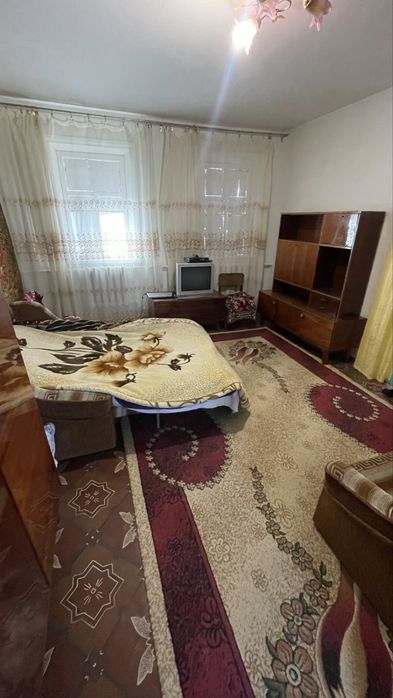 Продаж будинку + приватна земельна ділянка  район Черемушки