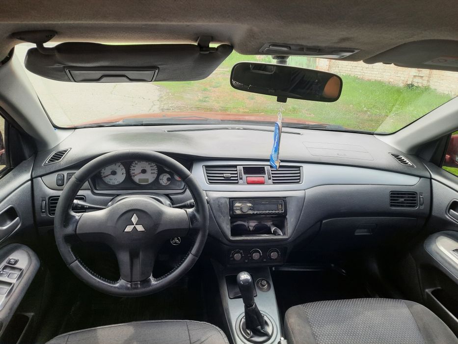 Mitsubishi Lancer